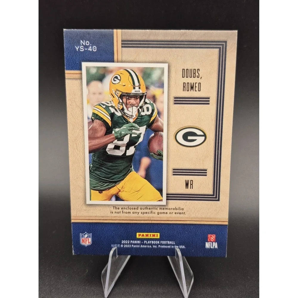 2022 Panini Playbook Romeo Doubs #YS-40 Yearbook Swatches Green /25 (MEM, RC)
